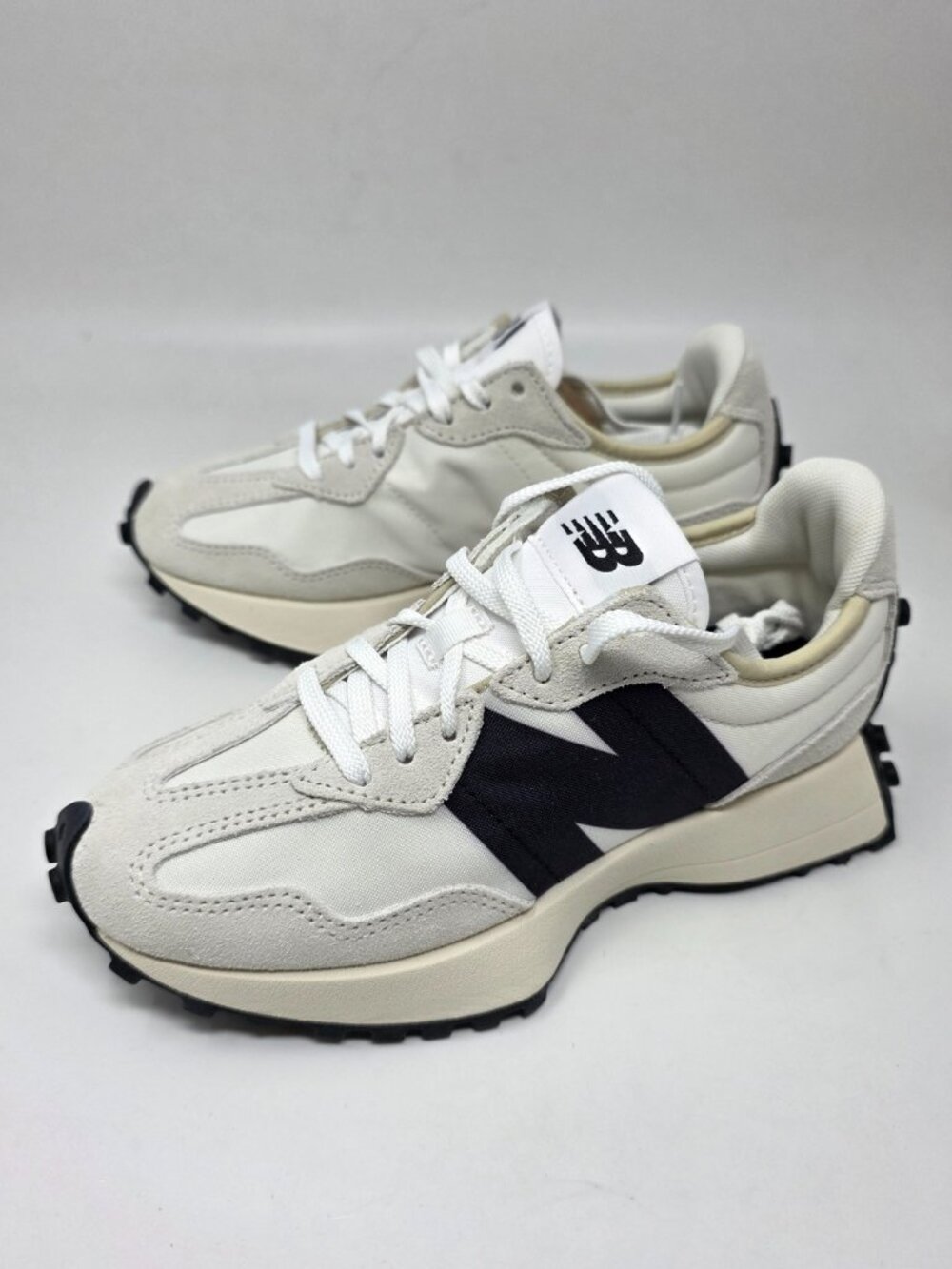 New Balance 327 WS327FE White Black Cream Retro Sneakers